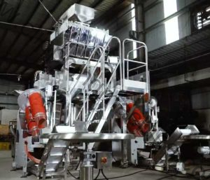 High Speed Fruit Mesh Bag Packing Plant with Double Auto Clipping Machine